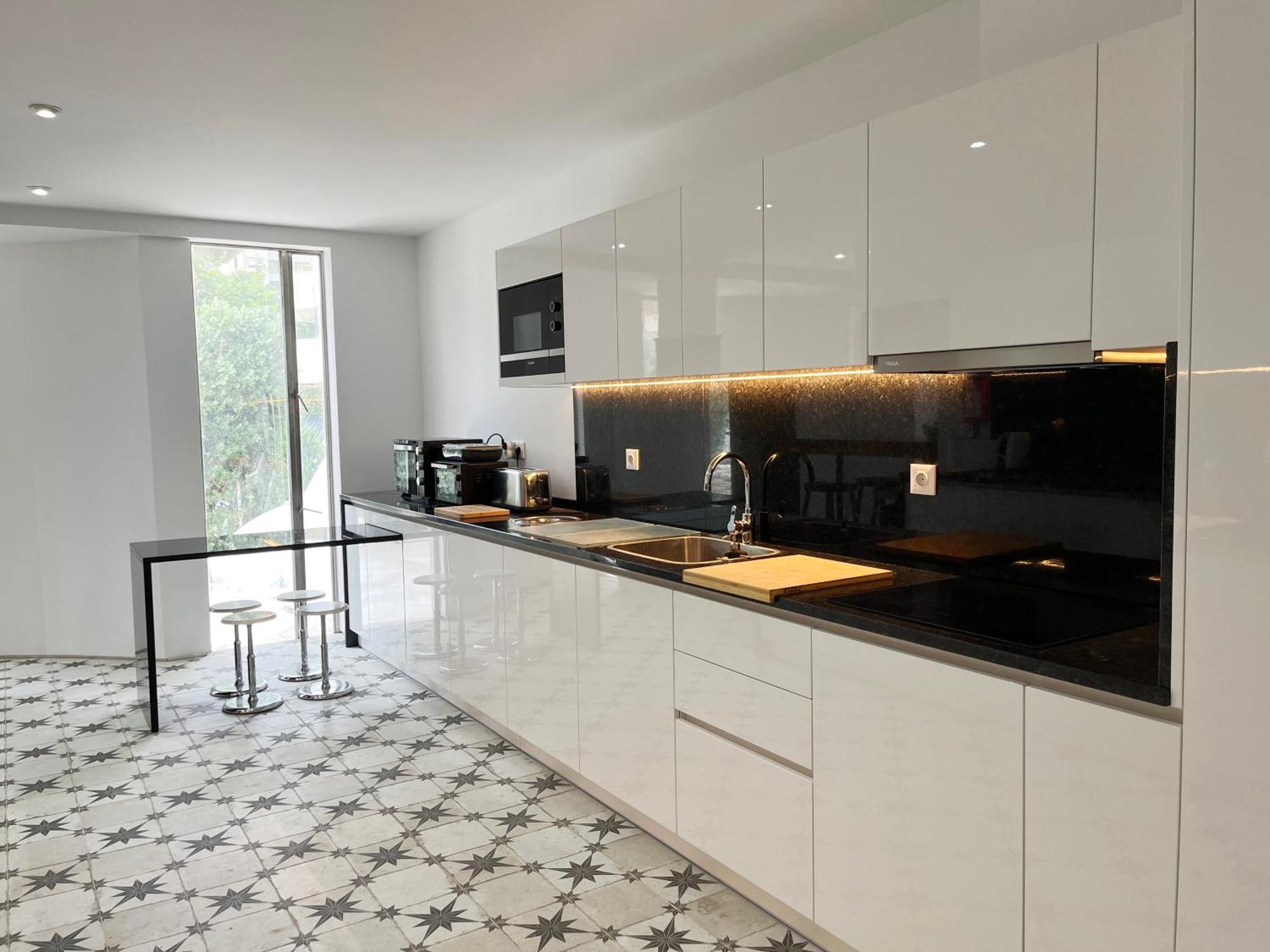 Signature Guesthouse Porto Quarto foto