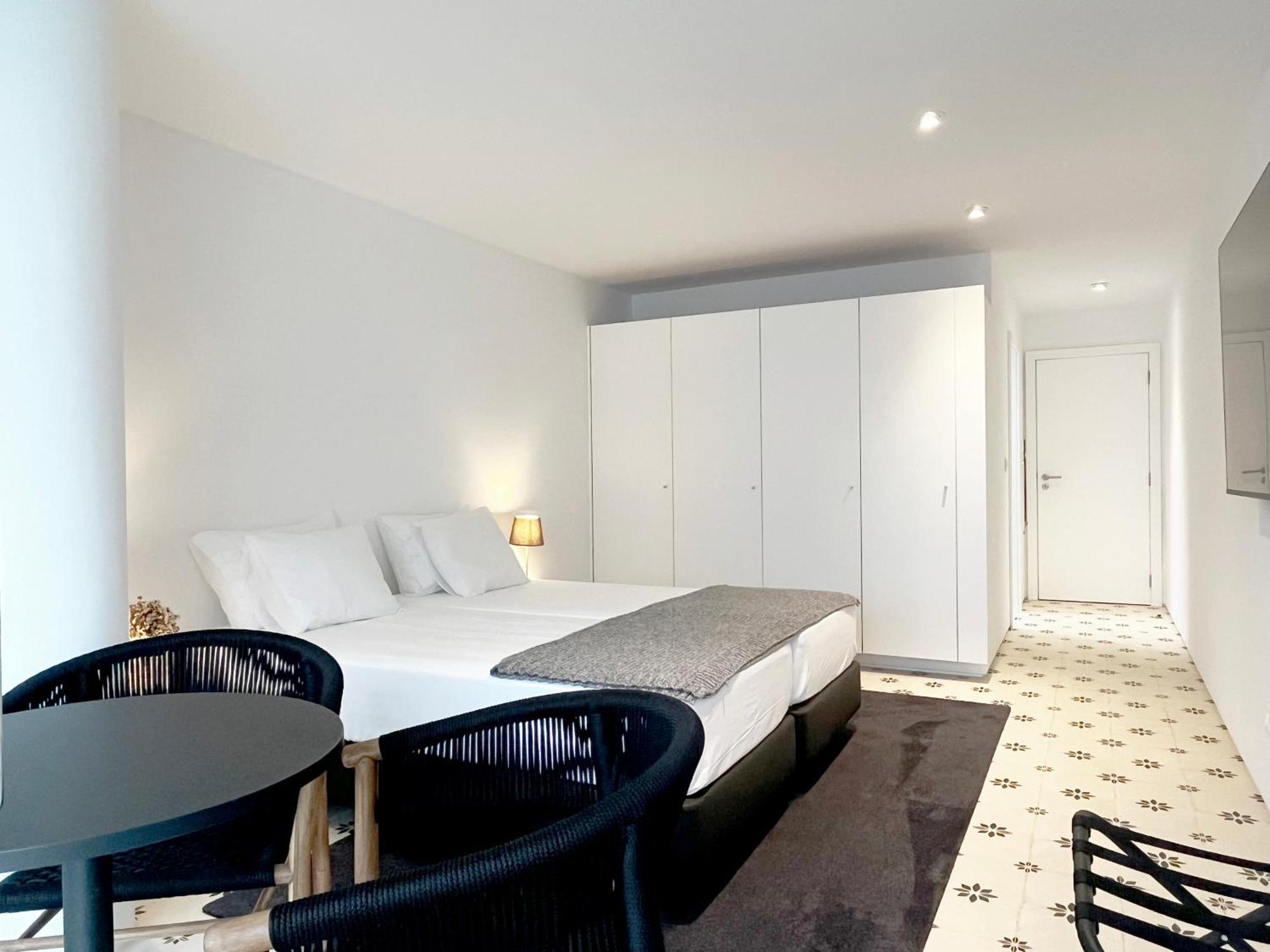 Signature Guesthouse Porto Quarto foto