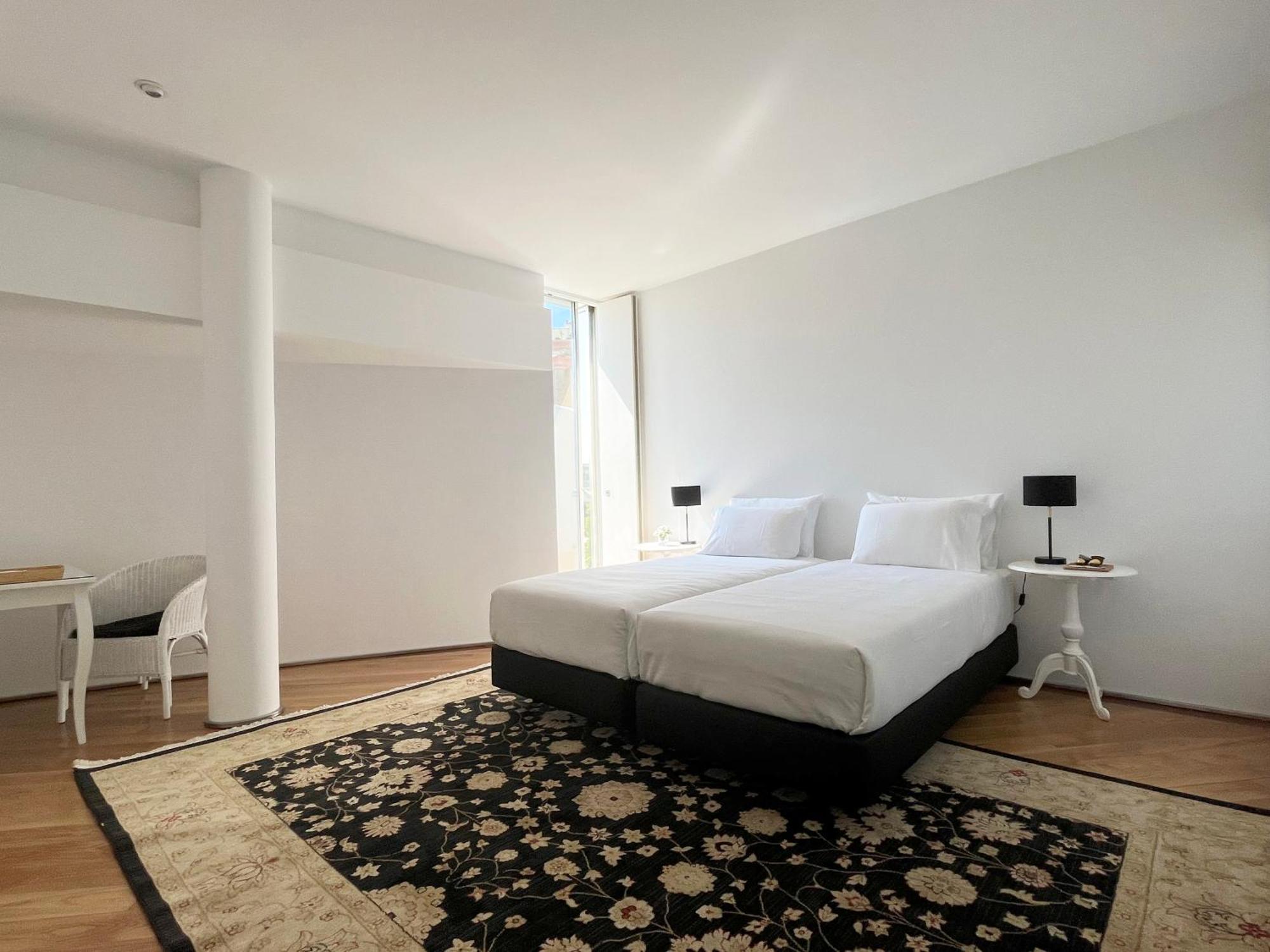 Signature Guesthouse Porto Quarto foto
